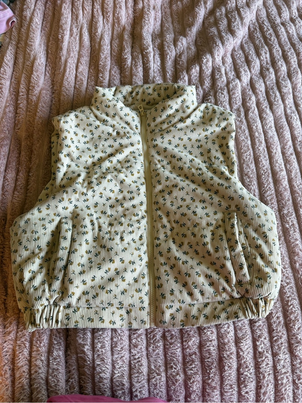 Women’s Puffer Vest in Cream with Green Floral Print